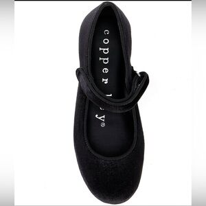 Copper Key Classic Black Flats